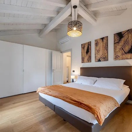 Palazzo Odescalchi By Wonderful Italy Como
