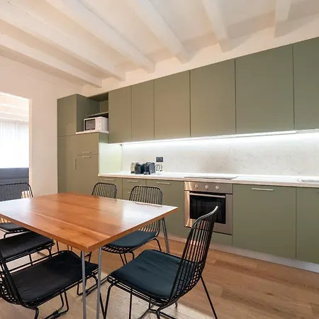 Apartment Palazzo Odescalchi By Wonderful Italy